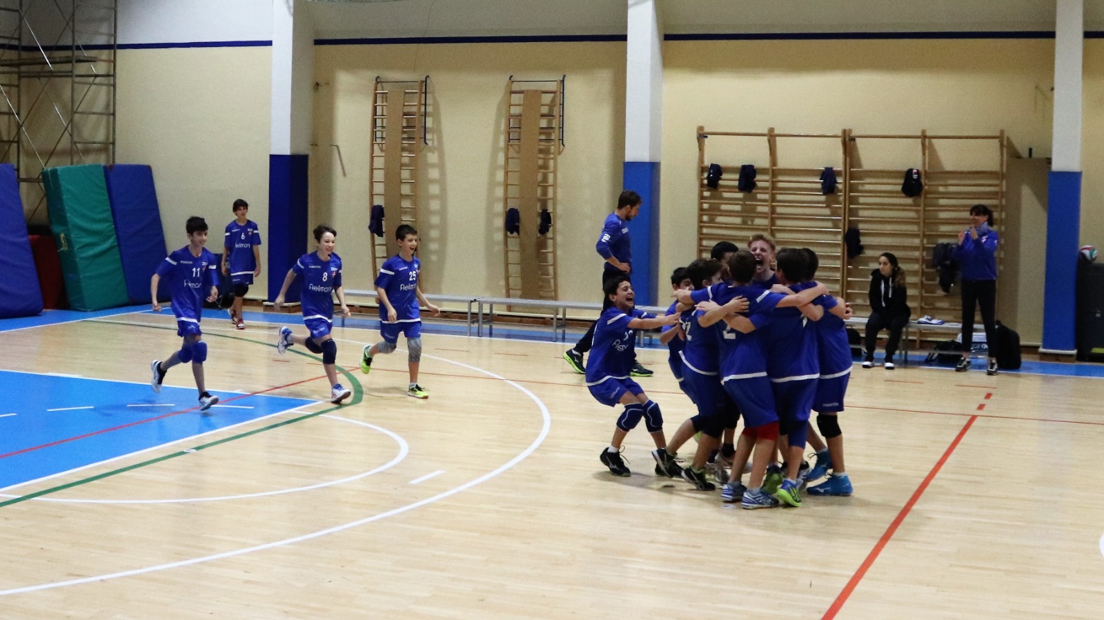 UNDER 14